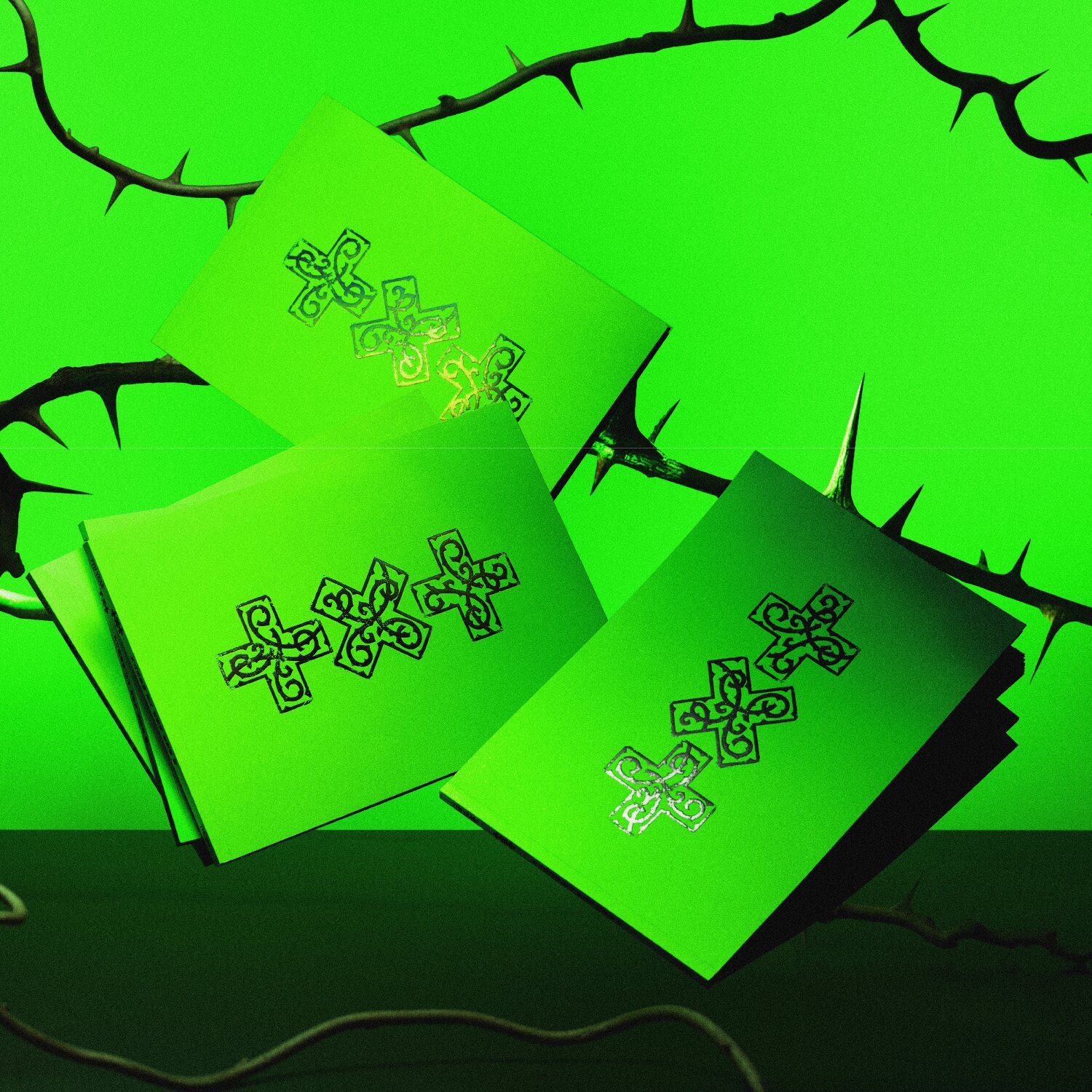 Tomorrow X Together (TXT) – 7TH YEAR: A Moment of Stillness in the Thorns CD (THORN Ver.)