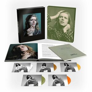 David Bowie – Divine Symmetry - An Alternative Journey Through Hunky Dory 4CD+Blu-ray Box Set