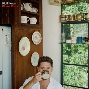 Niall Horan – Dinner Party
