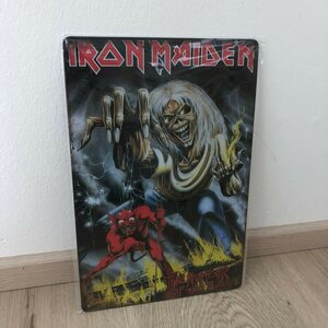Iron Maiden Peltitaulu