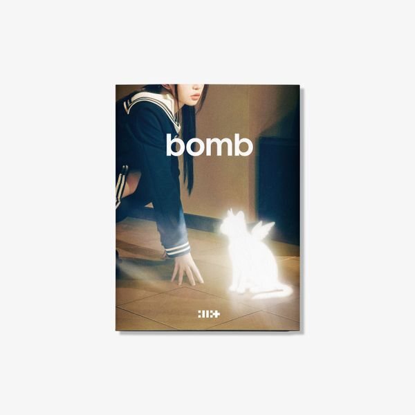 ILLIT – Bomb CD (Weverse Albums Ver.)