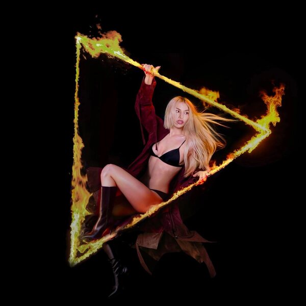 Ava Max – Don't Click Play CD